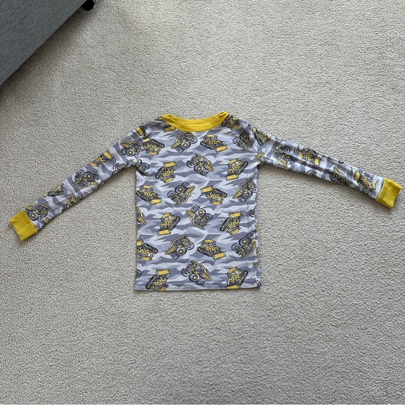 Bundle of 3 Sets of Kirkland Signature Boys Long Sleeve Pajamas (Size 6) - Picture 11 of 14